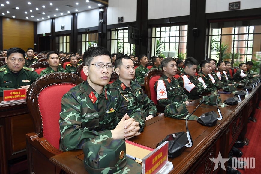 /UploadStore/admin/250330 Cuu tro dong dat tai Myanmar/04.jpg